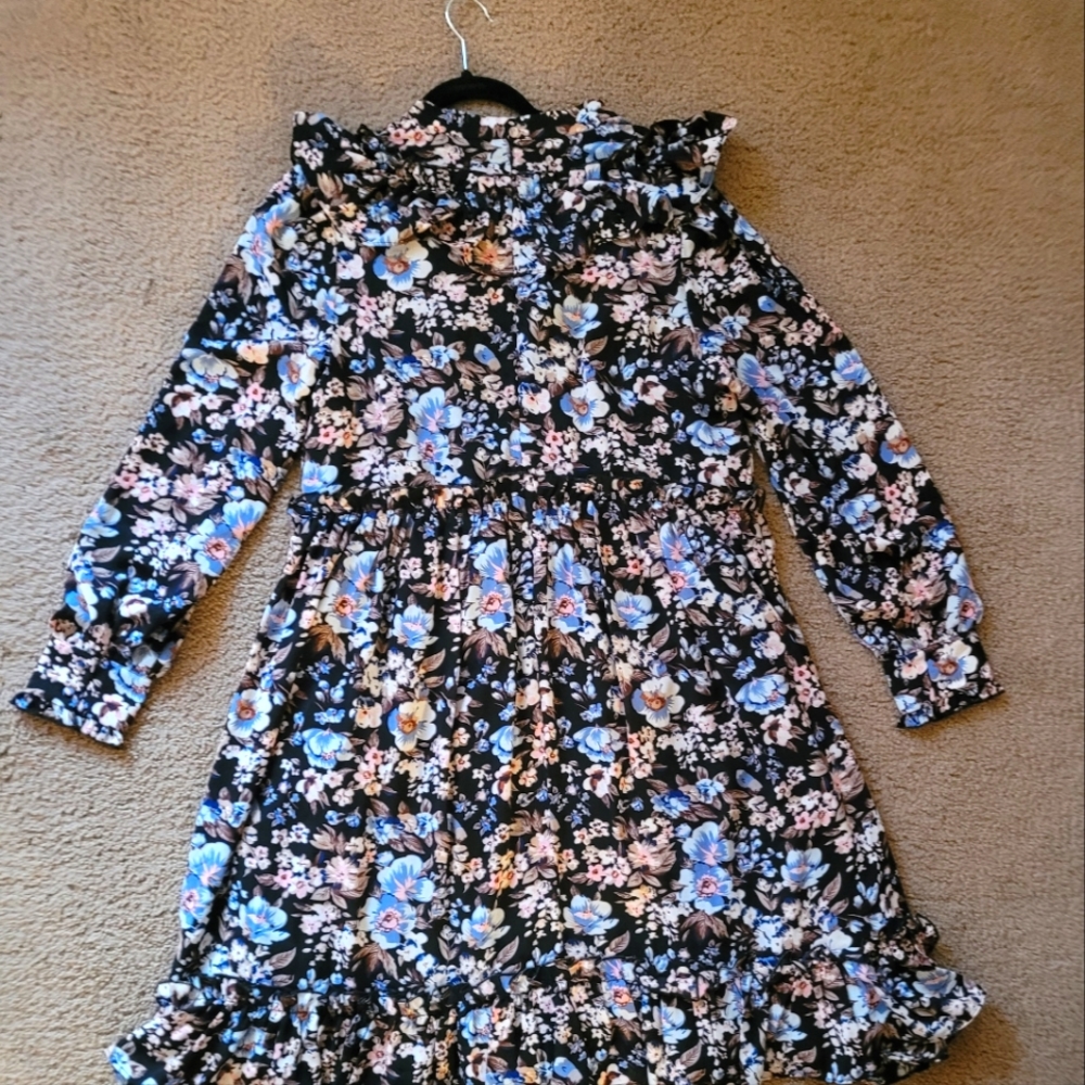 Udel Print Ruffle Dress - Picture 4 of 7